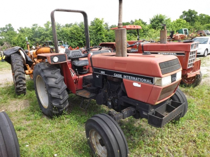 Case IH 495 Specifications