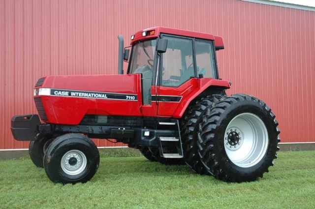 1991 Case IH 7110 2WD with 1,477 hours, sold: $57,000 (8/13/11 farm ...