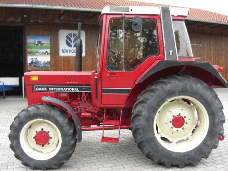 Case IH 743 XL Traktor - technikboerse.com