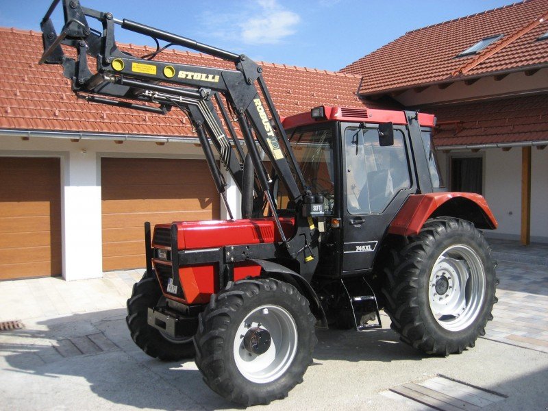 Case IH 745 XL Tracteur - technikboerse.com