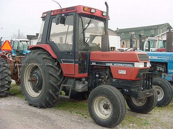1991 Case IH 895 C/H/A Tractor For Sale at EquipmentLocator.com