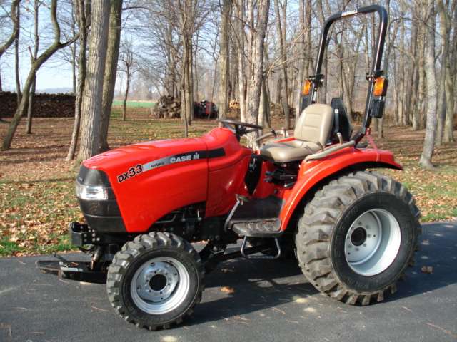 2005 Case IH Tractor DX33 with attachments for sale in Milan, Ohio