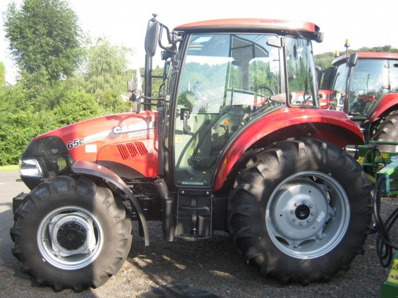 Case IH Farmall 65C Traktor - technikboerse.com