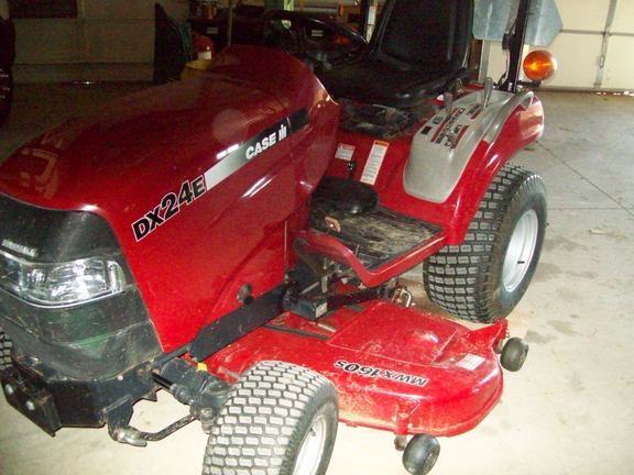 Case IH DX24E - Year: 2004 - Compact tractors - ID: 5223BD79 - Mascus ...