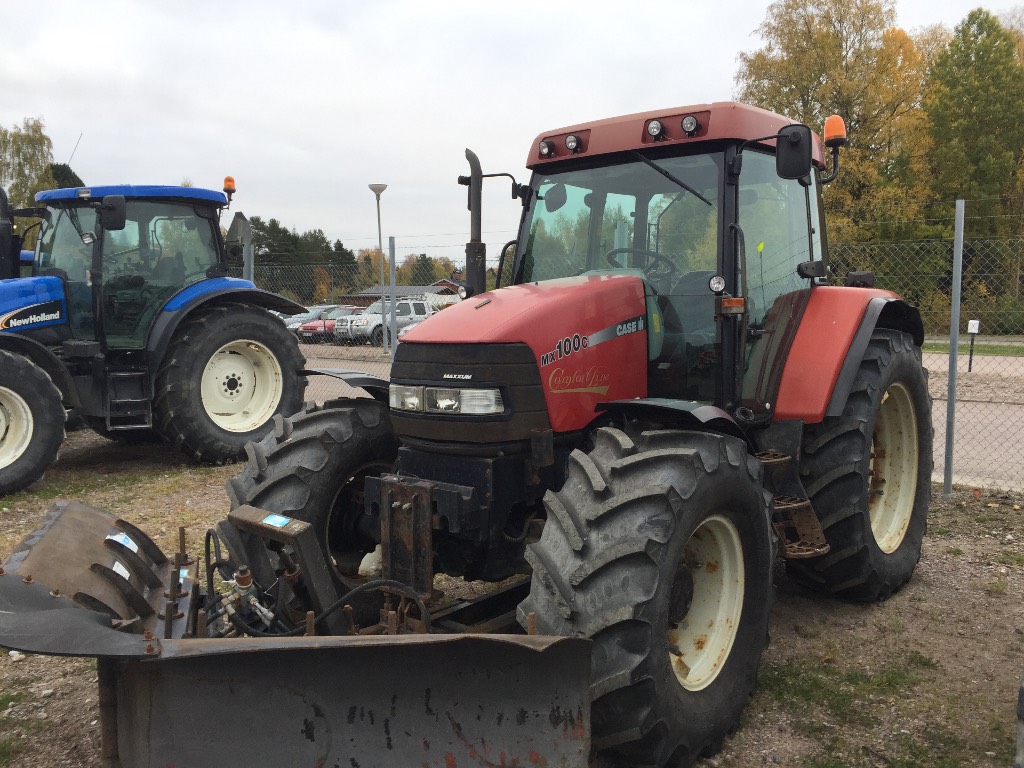 Used Case IH Maxxum MX100c inkl. 2,8m vikplog -98 tractors Year: 1998 ...