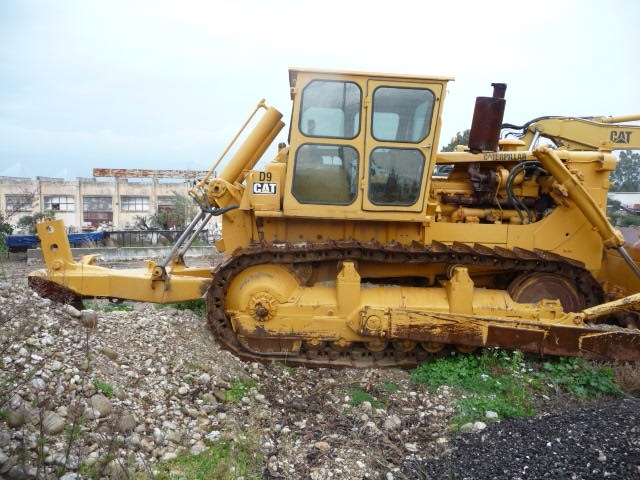 Cat D9 caterpillar cat d9 g ripper bulldozer from romania for sale ...