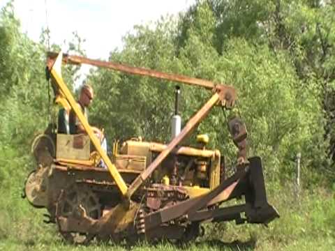 R4 caterpillar in action - YouTube