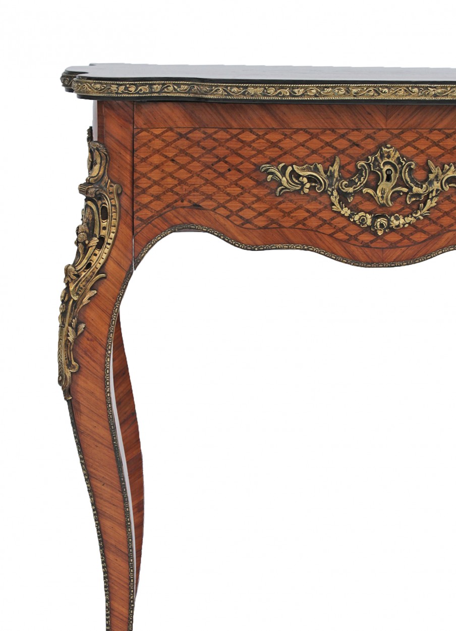 Products 19th Century French Necessaire