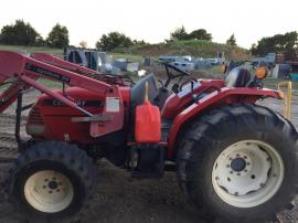 Equipment Shipping 2004 CENTURY 3045 TRACTOR LOADER to Rowley