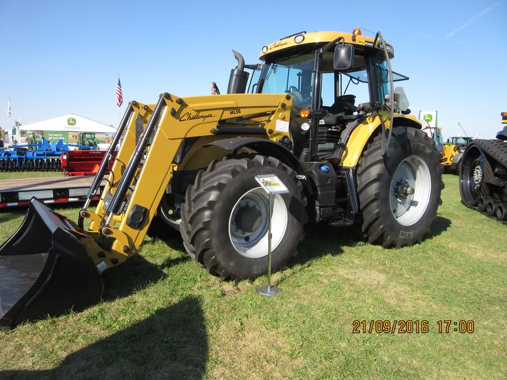 Challenger MT485D equipped with ML56 loader