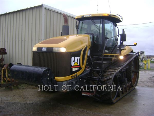 Challenger MT835 GT10781, Price: $85,681 - Year of Production: 2004 ...