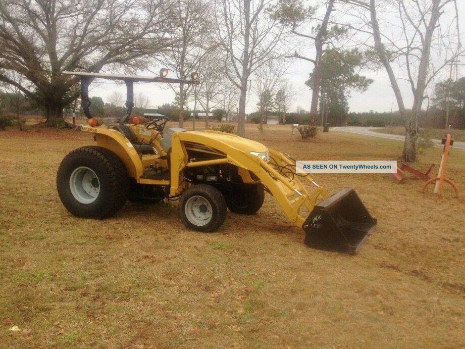 2006 Challenger Mt285 $13, 500 Tractors photo