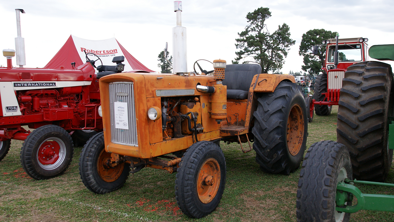 1965 Chamberlain 306 Tractor. | Seen at the Vintage Machiner ...