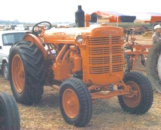 Chamberlain 40K Early 50S Australia. - TractorShed.com