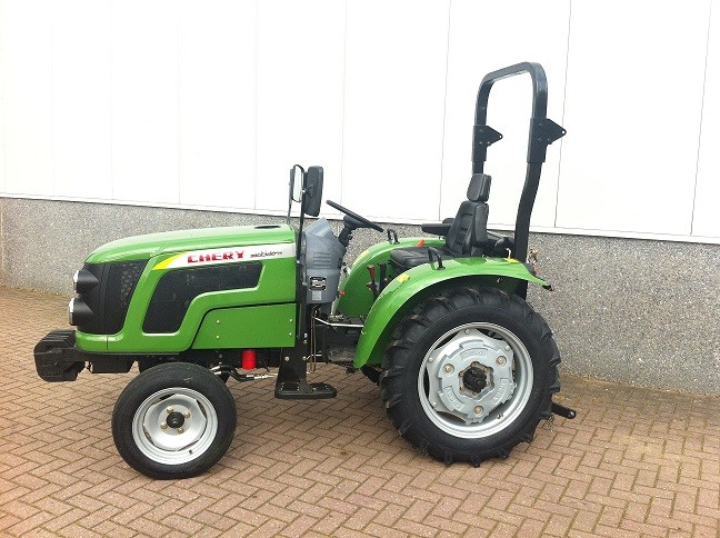 Chery tractor RD250-A — Lozeman Tuinmachines BV