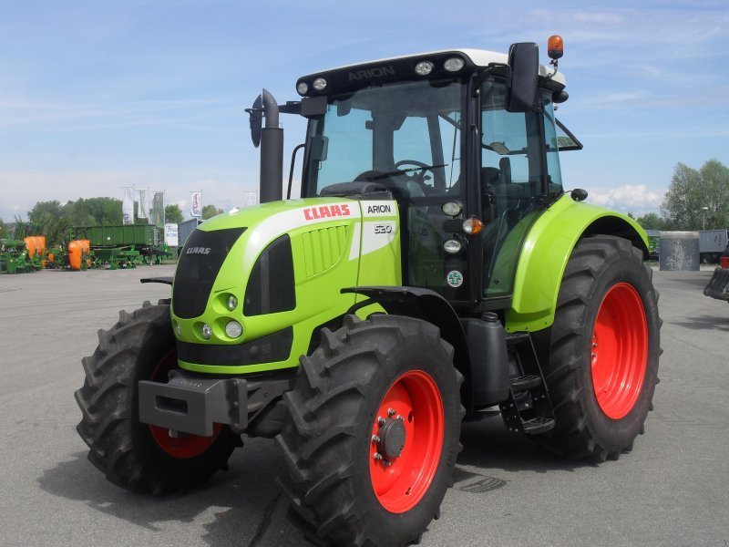 Tractor CLAAS ARION 520 CIS - ClaasBoerseSued - sold