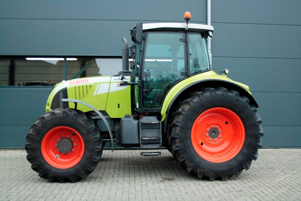 CLAAS Arion 630 CIS Beilen Bouwjaar: 2010 - Tweedehands tractoren ...