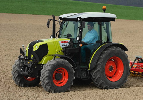 The new Claas Elios 230 offers 92hp.