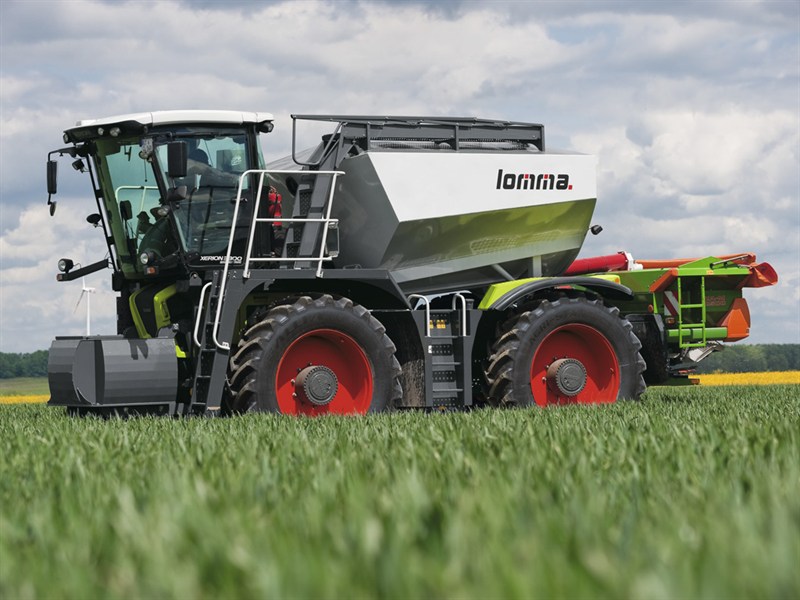 Traktor CLAAS XERION SADDLE TRAC - maszyna rolnicza Agromachina w ...