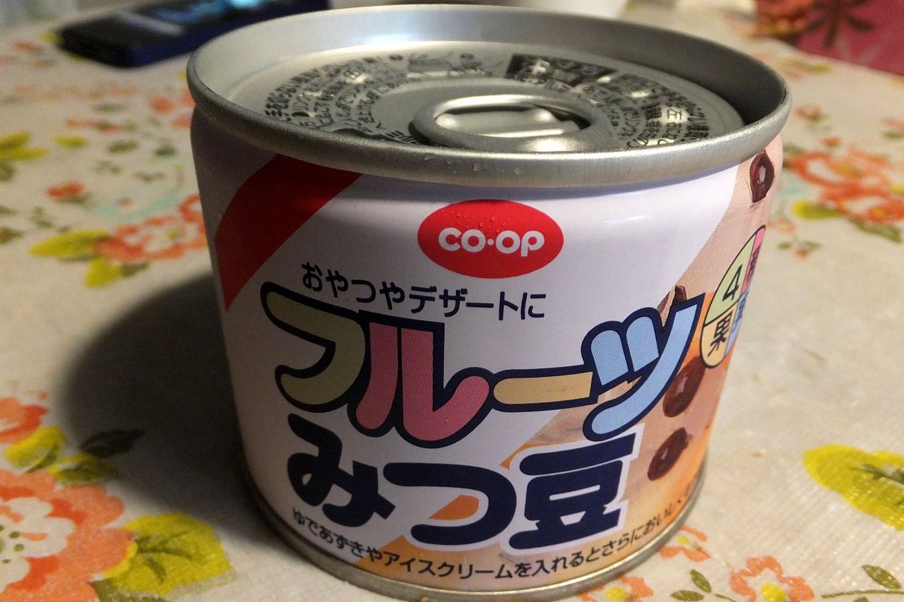 CO-OPのフルーツみつ豆缶