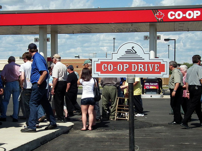 Co-op C-Store, Gas Bar, Car Wash Grand Opening | Swan River News