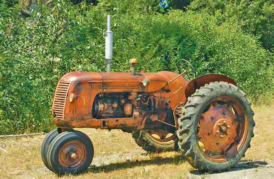 CO-OP E3 Tractor Keeps it Real - Tractors - Farm Collector ...