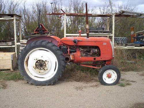 1250 Cockshutt http://oldtractorpictures.com/Others/