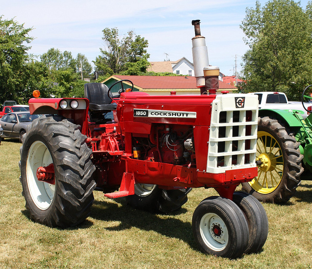 Cockshutt 1850 tractor | Flickr - Photo Sharing!
