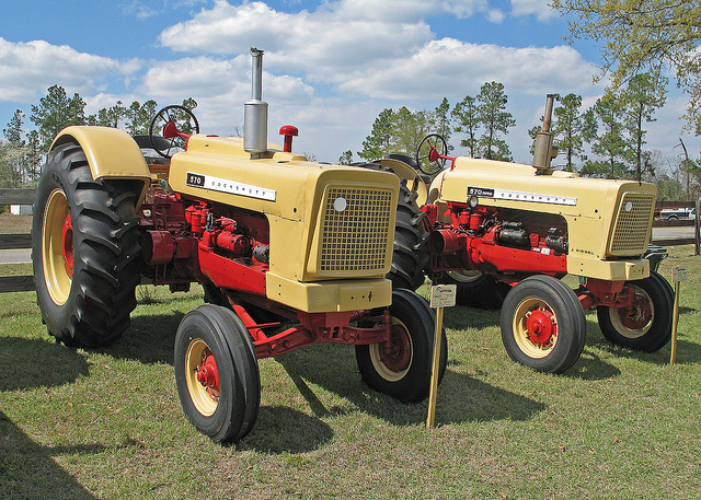 Cockshutt 570 and 570 Super tractors | Flickr - Photo Sharing!
