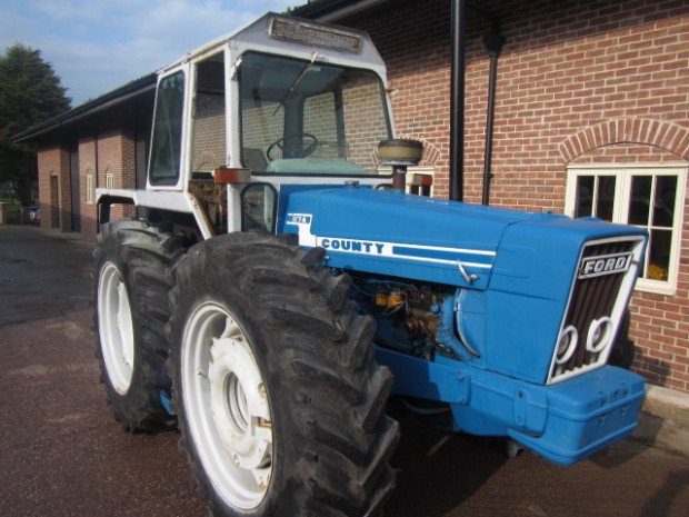 County 1174, 1978, 3,456 hrs | Parris Tractors Ltd