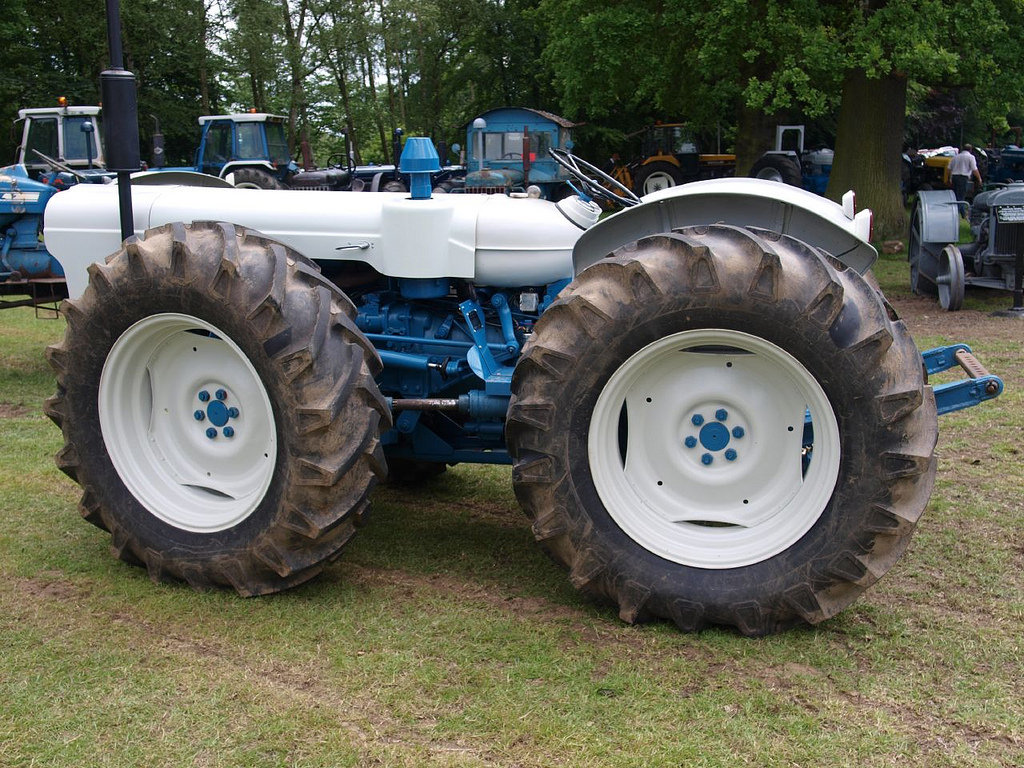 Fordson County Super Six Farm Tractors - 1964 | Fordson Coun ...
