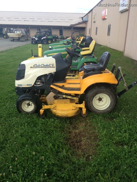 Cub Cadet 5252 Lawn & Garden and Commercial Mowing - John Deere ...
