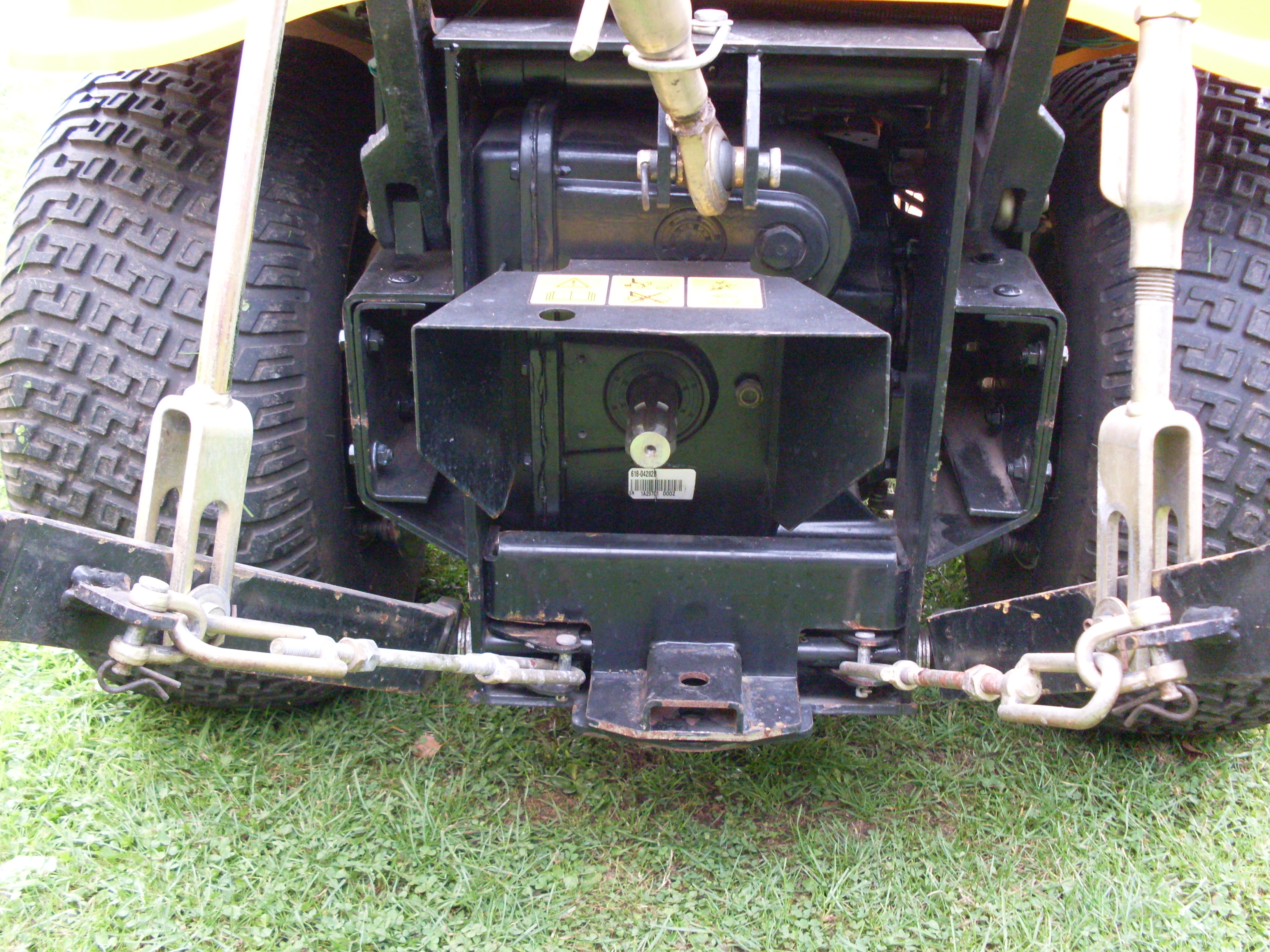 Cub Cadet 5264 – Diesel sub compact – 54″(137cm) Mid mounted ...