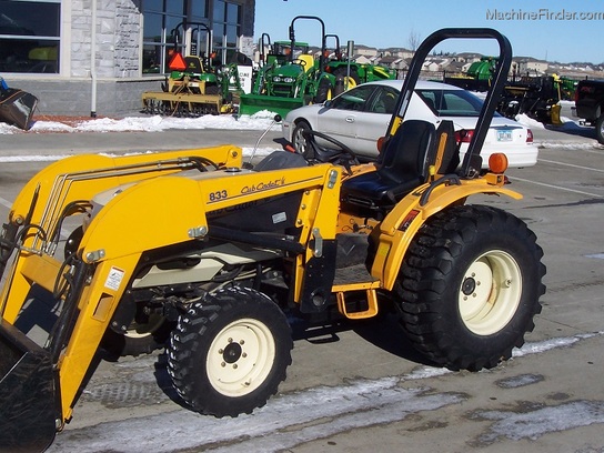2006 Cub Cadet 7532 4WD Hydro with 833 Loader Tractors - Compact (1 ...