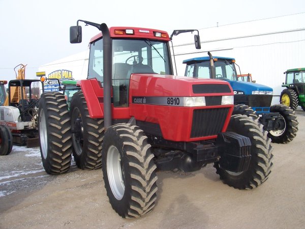 1094: Case IH 8910 Tractor : Lot 1094