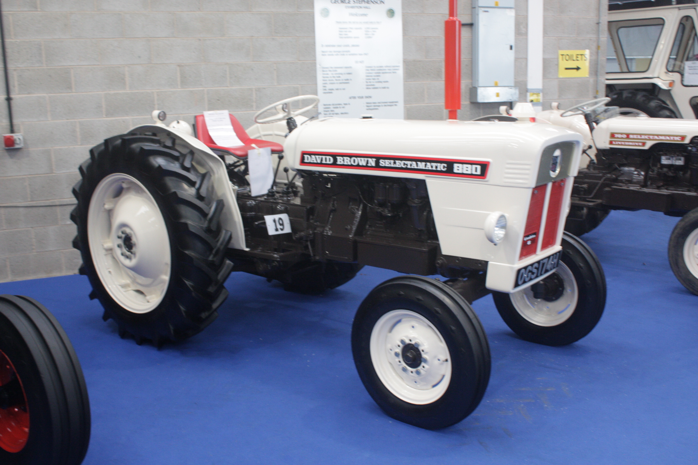 David Brown 880 Selectamatic - Tractor & Construction Plant Wiki - The ...
