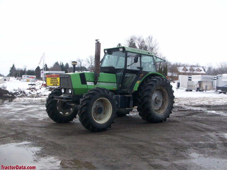 TractorData.com Deutz-Allis 7110 tractor photos information