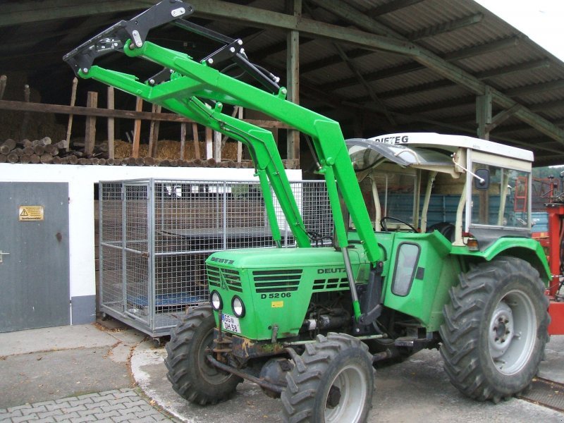 Deutz-Fahr D 5206 Allrad Traktor - technikboerse.com