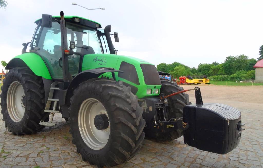 Used Deutz-fahr Agrotron 260 MK3 tractors Year: 2002 Price: $30,789 ...