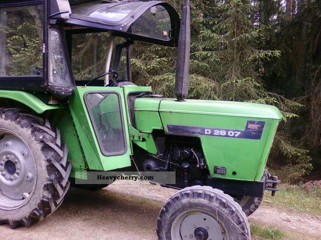 1984 Deutz-Fahr 2807 Agricultural vehicle Tractor photo 1