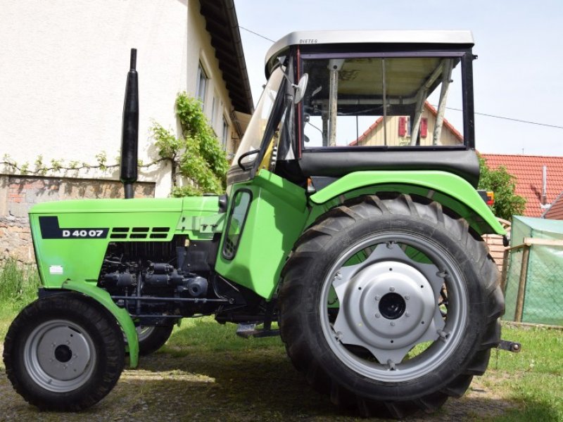 Deutz-Fahr D 4007 Traktor - technikboerse.com