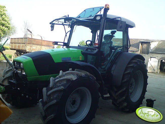 Fotografia traktor Deutz-Fahr Agrofarm 480 #277221