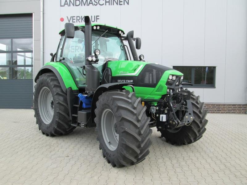 ... Maşină de Prezentare Deutz-Fahr 6180 Agrotron TTV tractor - vândut