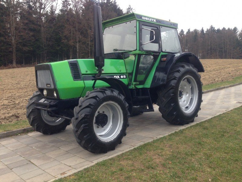 Deutz-Fahr DX 85 Traktor - technikboerse.com