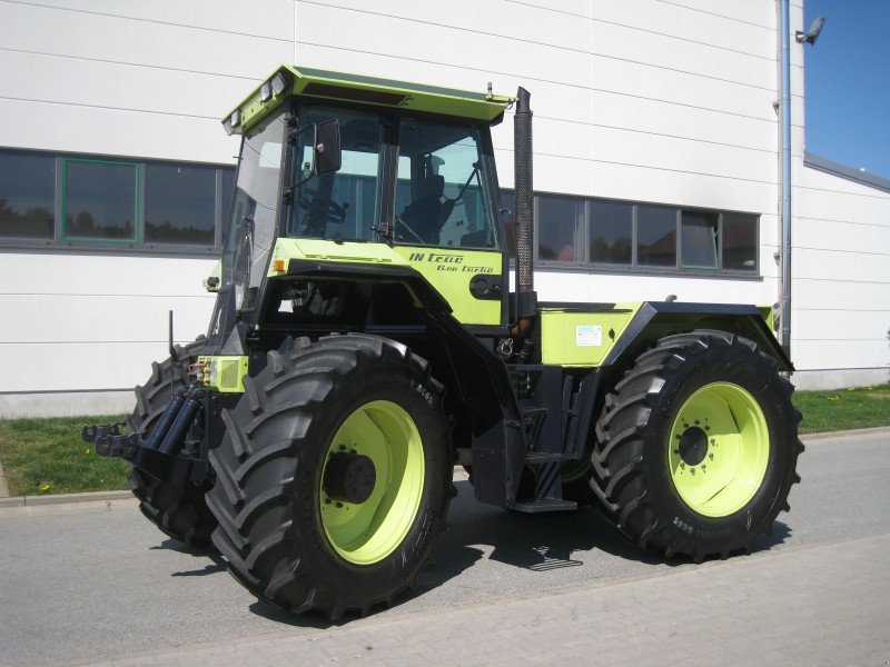 Deutz-Fahr Intrac 6.60 Traktor - technikboerse.com