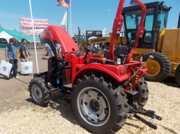 Tractor DongFeng DF-300 | Maquinac