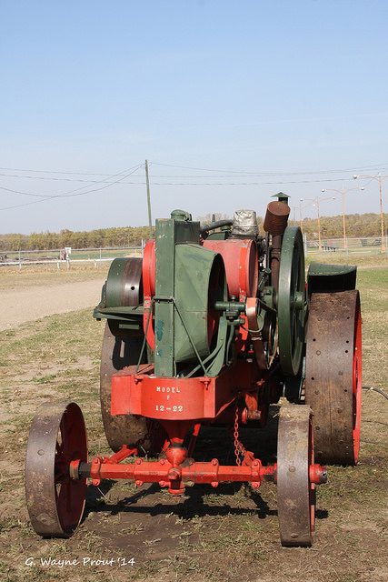 Eagle 12-22 Model F Tractor - Manitoba Agricultural Museum Austin ...