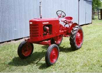 ... Tractors for Sale: 1948 Earthmaster (2009-09-21) - TractorShed.com