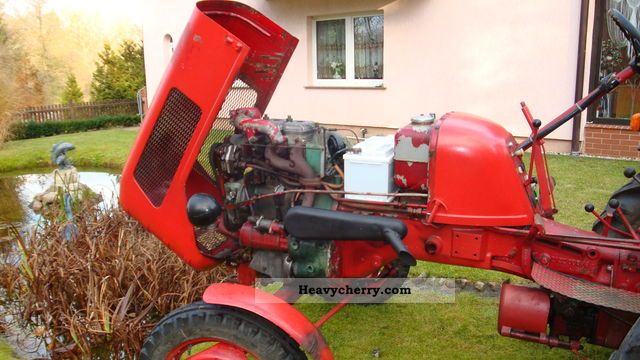 Fahr D88 1960 Agricultural Tractor Photo and Specs