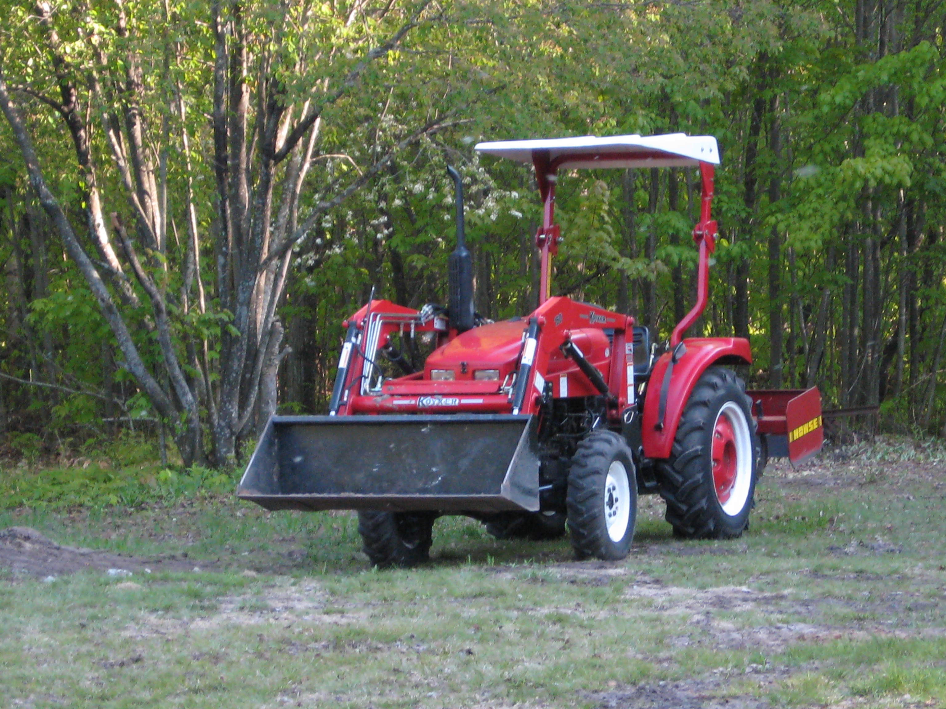Farm Pro 2430 Photo Gallery - TractorByNet.com